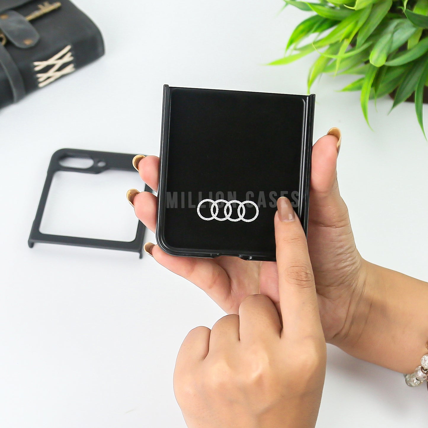 Galaxy Z Flip5 Audi Logo Pattern Case