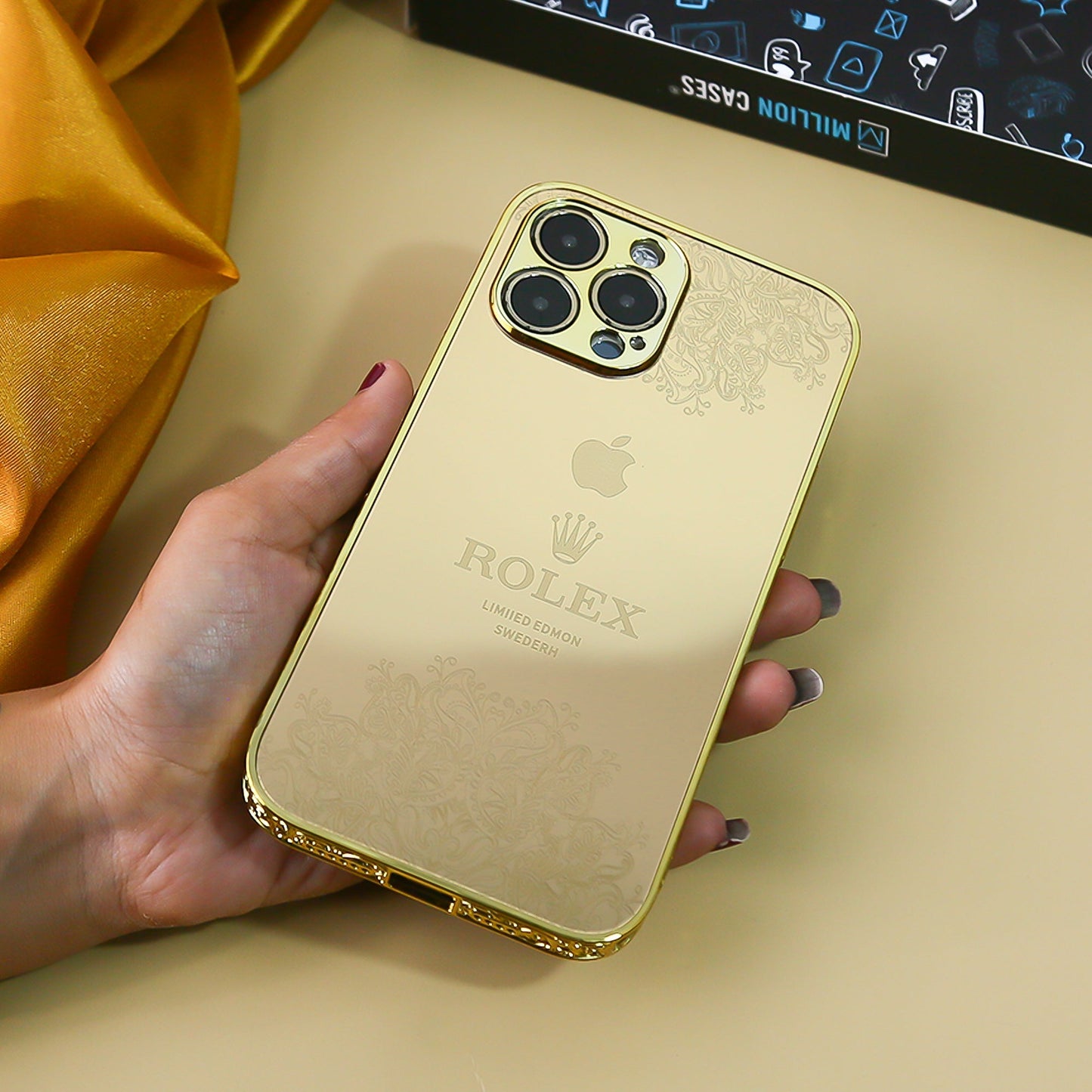 Limited edition Gold crafted Rolex case - iPhone