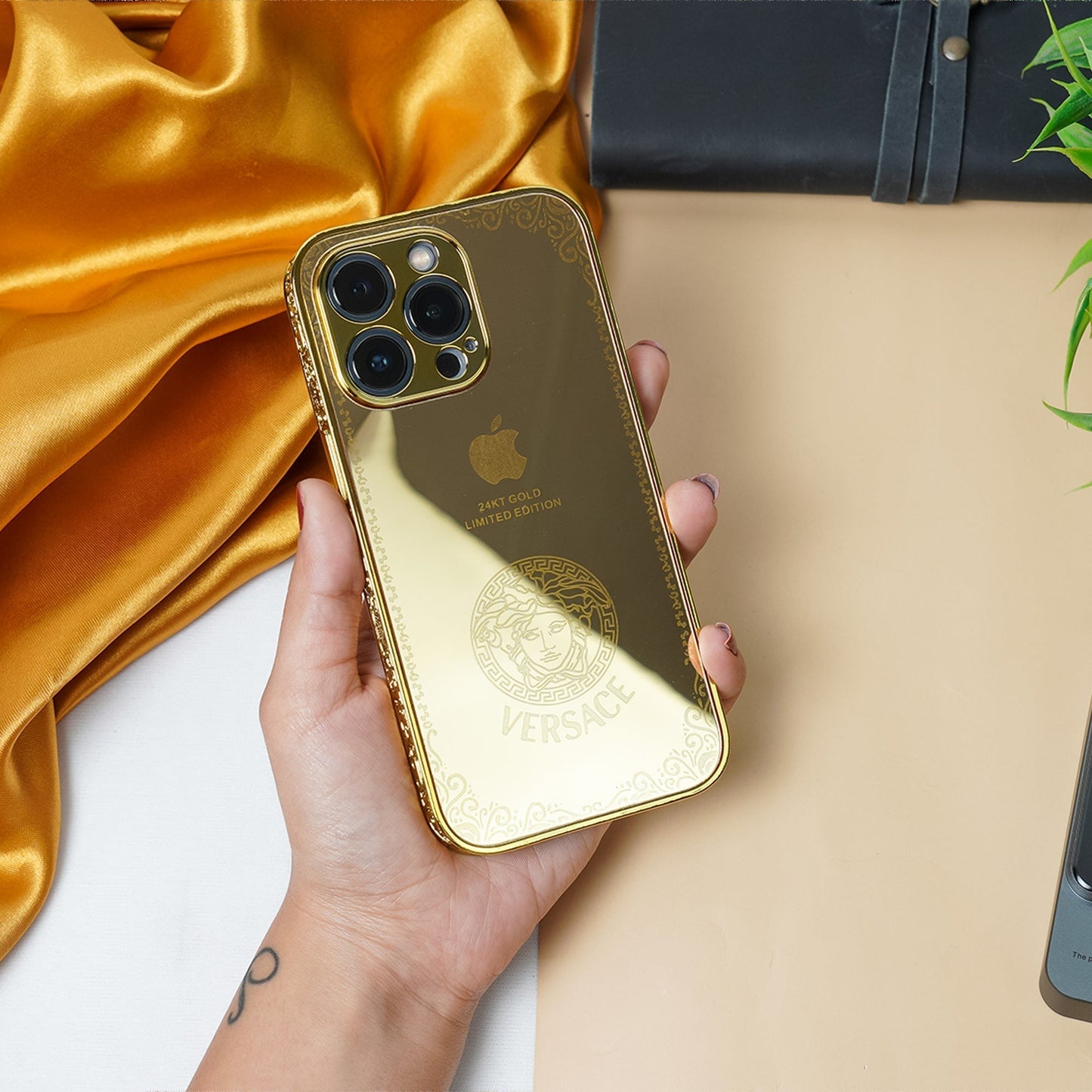 iPhone 15 Series Crafted Gold Luxurious Camera Protective Case